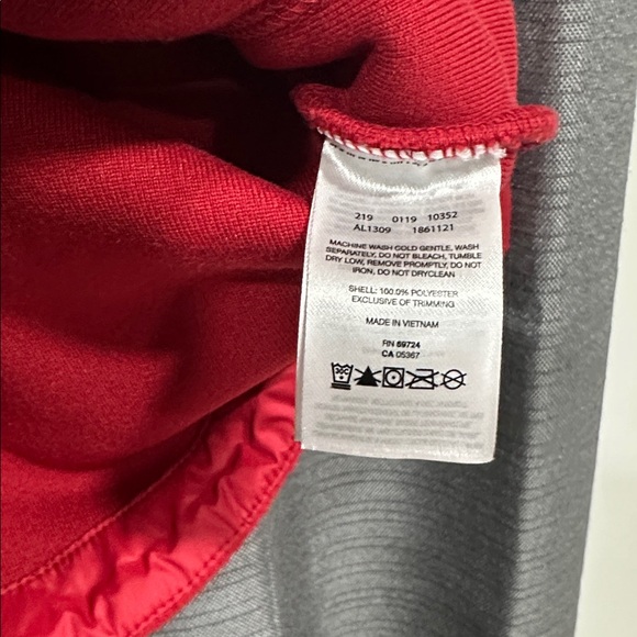 Columbia Women’s Fleece Jackets - Picture 5 of 8